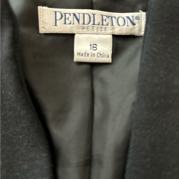 PENDELTON tweed coat jacket, size 16, black trim, 3 button closure, mainly black - Picture 8 of 10